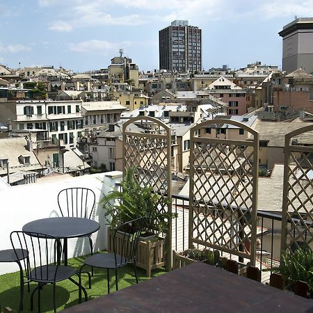 Hotel Sky On The Roofs - Il Cielo Sui Tetti Génova Exterior foto